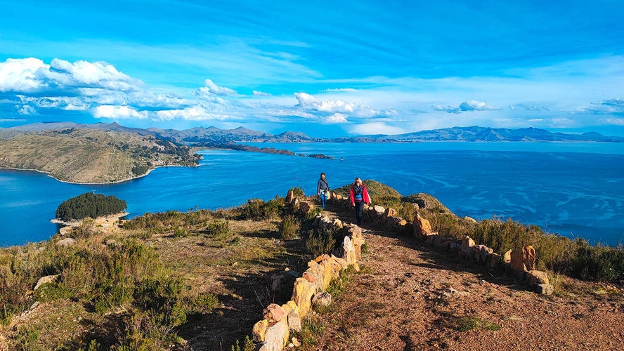 Wanderung am Titicaca-See - Dennis Gowitzke