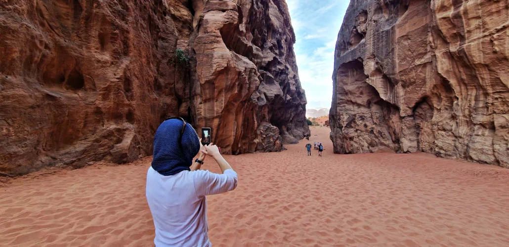 Wanderung im Wadi Rum - Maxim Podobed