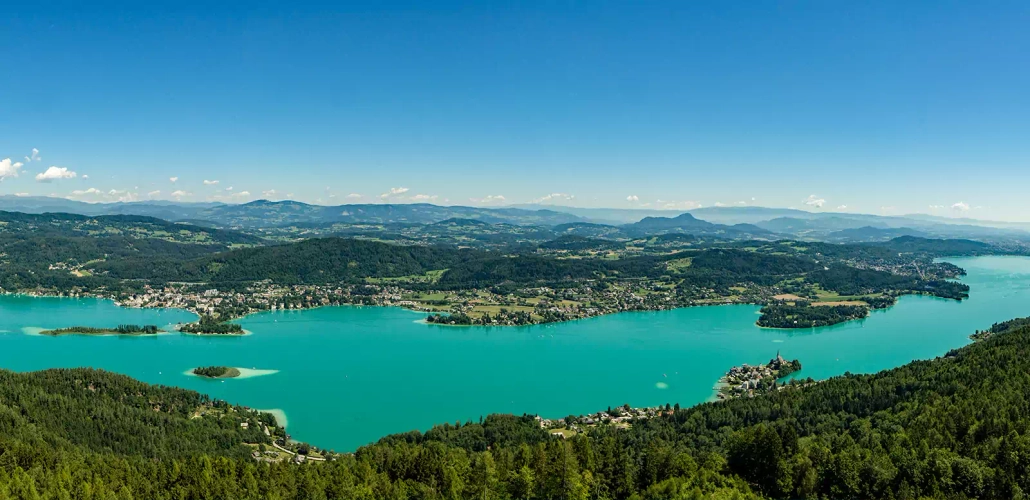 Blick auf den Wörthersee - ErnstUlrich - © ErnstUlrich / Adobe.com
