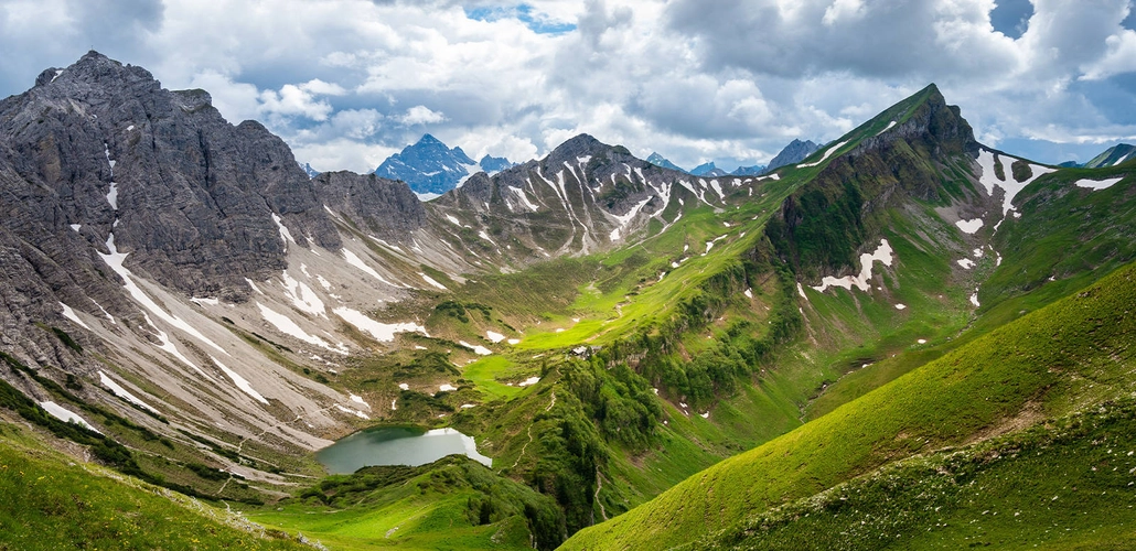 Blick auf die Kemptner Hütte - Erik - © Erik / adobe.com