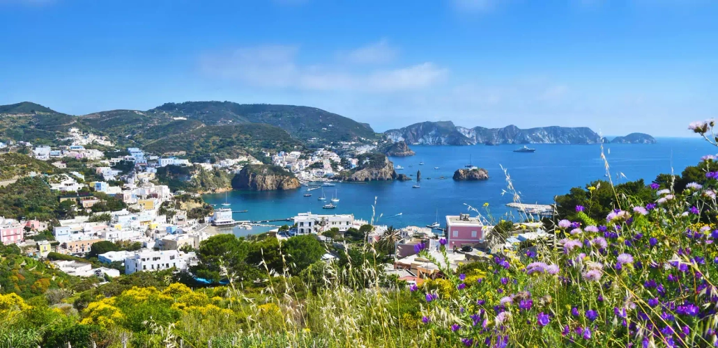 Blick auf Ponza - Gerd Thiel