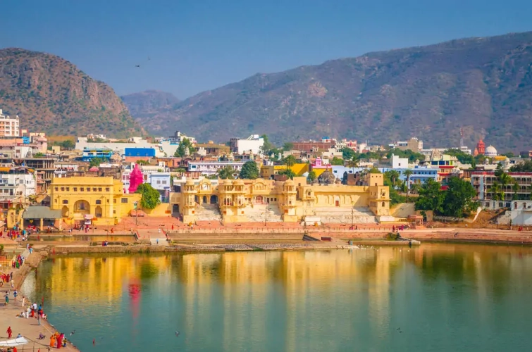 Heiliger See in Pushkar - Olena Zn - © Olena Zn / Adobe.com