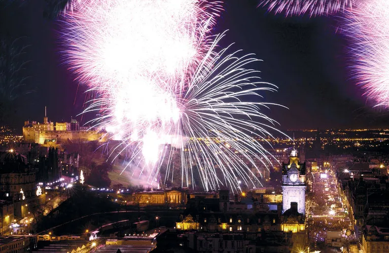 Hogmanay in Edinburgh - Abbey Tours