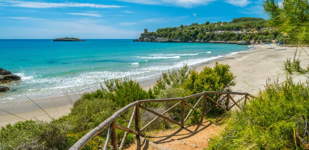 Landschaft bei Marina di Camerota - e55evu - © e55evu / adobe.com