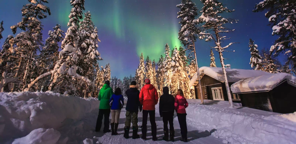 Nordlichter über Lappland - tsuguliev - tsuguliev /Adobe.com