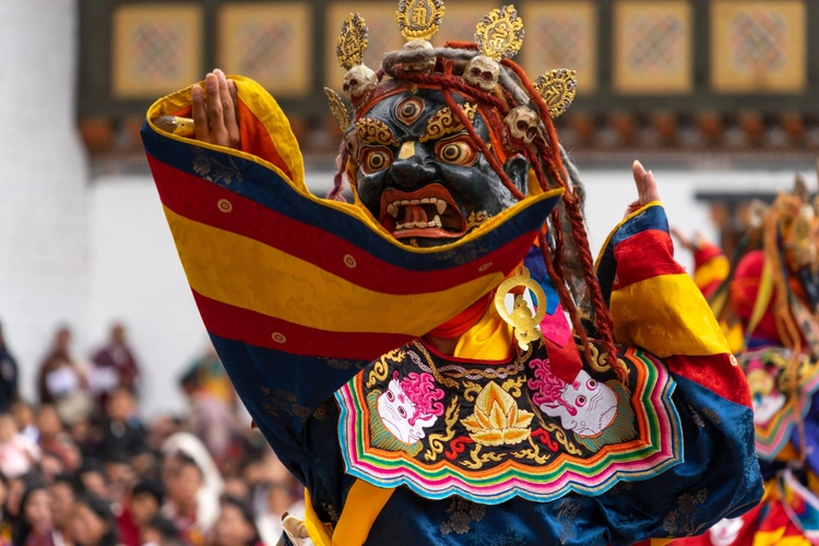 Maskentänzer beim Thimphu Tshechu