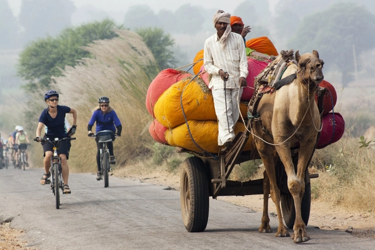 Auf zwei Raedern in Rajasthan_2