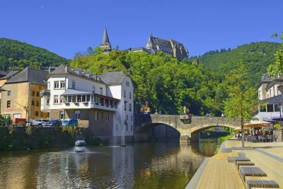 Vianden mit Blick auf das Schloss - Pecold - © Pecold / Adobe.com