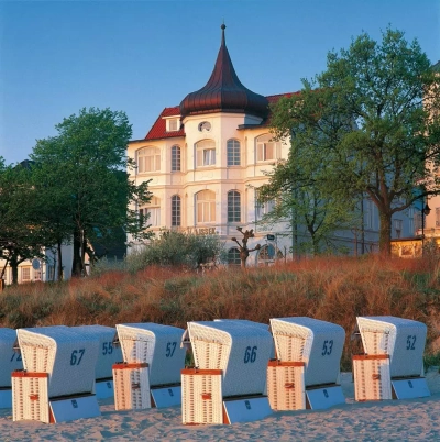 Villa und Strandkörbe in Binz - - Tourismusverband Meckl.-Vorpommern