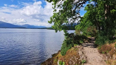 Wanderweg am Loch Lomond - Laura Esch