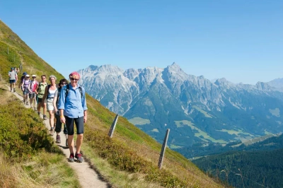 Wandergruppe in Saalbach - Stefan Auth