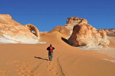 Wandern in der Weißen Wüste - Darek Wylezol