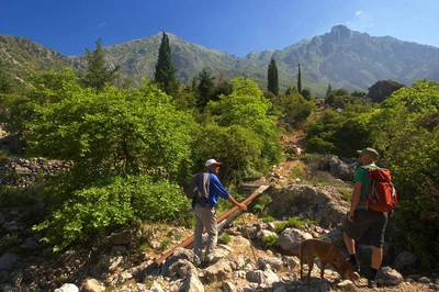 Wanderung Dhermi - Darek Wylezol