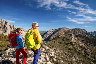 Wanderung in der Sierra de Serrella - Amaiquez / Adobe.com - © Amaiquez / Adobe.com