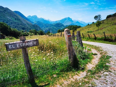 Wanderung nach Cangas de Onís - Peter Bartel