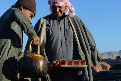 Willkommens-Tee im Wadi Rum - Tilo Pielka