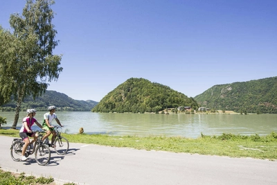 Auf dem Donau-Radweg - Erber/OÖ Tourismus