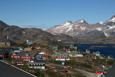 Ausblick auf Tasiilaq - Christiane Flechtner