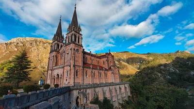 Basilika von Covadonga - Dennis Gowitzke