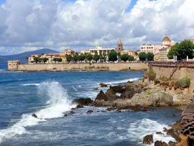 Bewegtes Meer bei Mistral in Alghero - Kerstin Lahmer