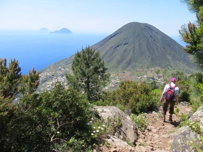 Blick von Salina nach Panarea und Stromboli - Wolfgang Schwartz