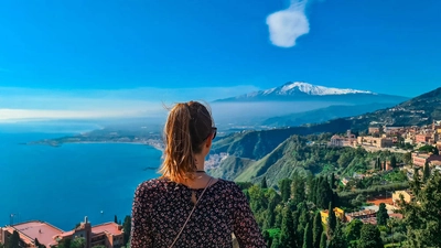 Blick auf den Etna von Taormina aus - Chris - © Chris / Adobe.com