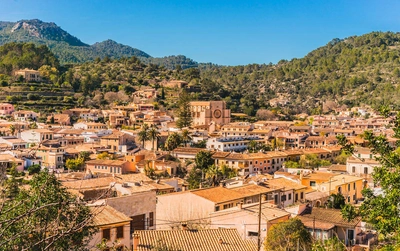 Blick auf Esporles - vulcanus - © vulcanus/Adobe.com
