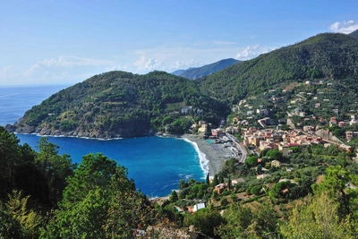 Bonassola mit Strand - Gino Cianci / Fototeca ENIT - © G. Cianci / Fototeca ENIT