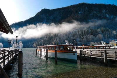 Bootsanleger am See - Elke Böhm