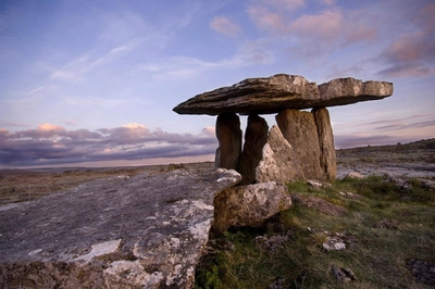 Burren - Tourism Ireland - ©Tourism Ireland