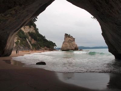 Cathedral Cove - Alexander Huhle