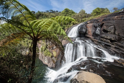 Die Baker Falls am "Ende der Welt" - jsbpics - © jsbpics / Adobe.com