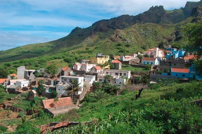 Dorf auf der Insel - Aventura Turismo