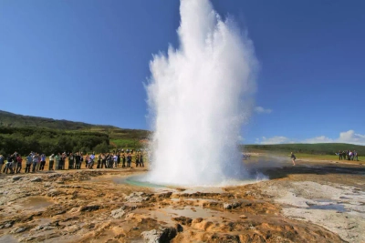 Geysir Strokkur - Wolfgang Zahn - Foto: fotografik Zahn