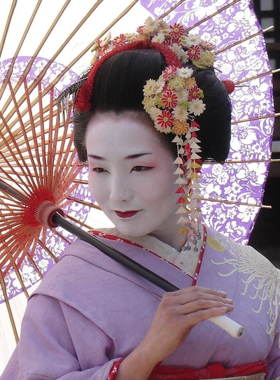 Geisha - JF Tours / Archiv