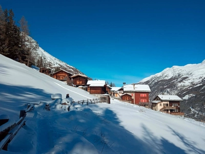 Holzhütten in den Bergen - Sabine Peter