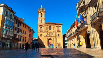 In der Altstadt von Oviedo - Dennis Gowitzke