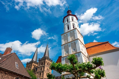 Kirche und Dom in Xanten - sehbaer_nrw - ©sehbaer_nrw /adobe stock