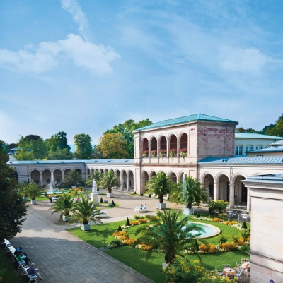 Kurgarten mit Arkadenbau - Bayer. Staatsbad Bad Kissingen GmbH - © Bayer. Staatsbad Bad Kissingen GmbH