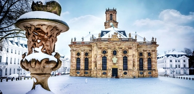 Ludwigskirche in Saarbrücken im Winter - Petair - Petair /Adobe.com