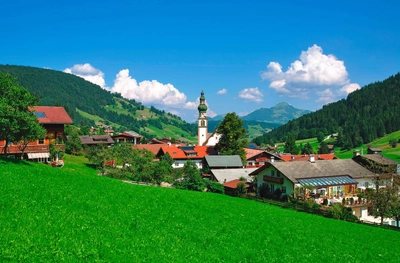 Malerisches Oberau in der Wildschönau - travelpeter - © travelpeter / adobe.com