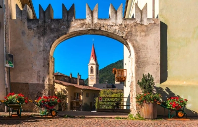 Mals im Vinschgau - Frank Krautschick / adobe.com - © Frank Krautschick / adobe.com