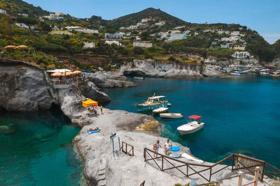 Meeresschwimmbecken auf Ponza - Gerd Thiel