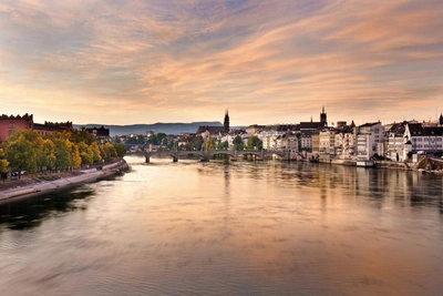 Morgenstimmung am Rhein in Basel - © Basel Tourismus