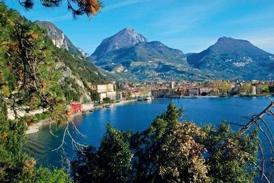 Panoramapfad mit Blick auf Riva - Gerd Thiel