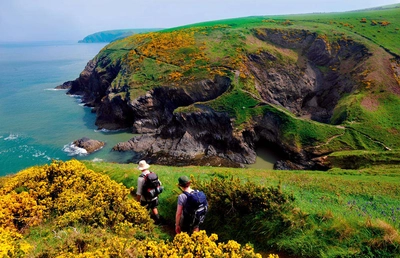 Pembrokeshire Coast Path - Darek Wylezol