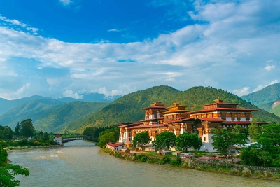 Punakha Dzong - kardd - © kardd / Adobe.com