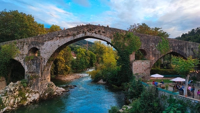 Römische Brücke in Cangas de Onís - Dennis Gowitzke