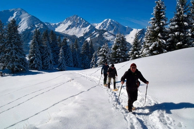 Schneeschuhwanderer im Hochallgäu - Peter Bartel