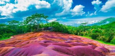 Siebenfarbige Erde auf Mauritius - Balate Dorin / Adobe.com - © Balate Dorin / Adobe.com